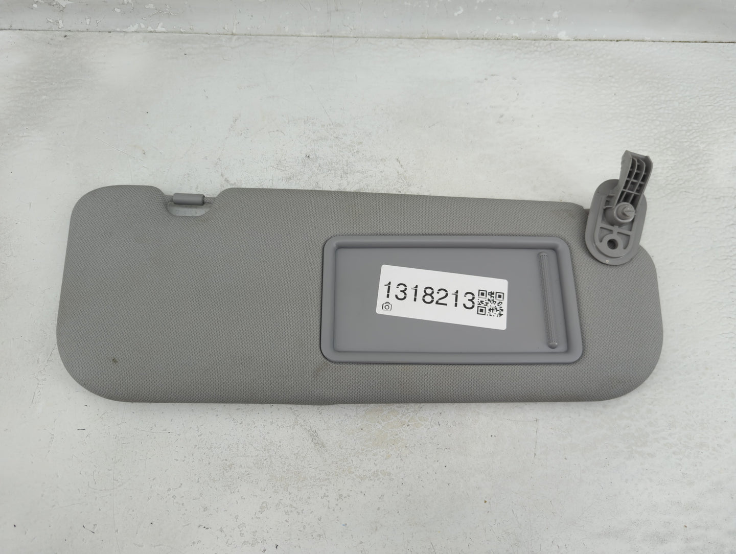 2014-2016 Hyundai Elantra Sun Visor Shade Replacement Passenger Right Mirror Fits Fits 2014 2015 2016 OEM Used Auto Parts - 