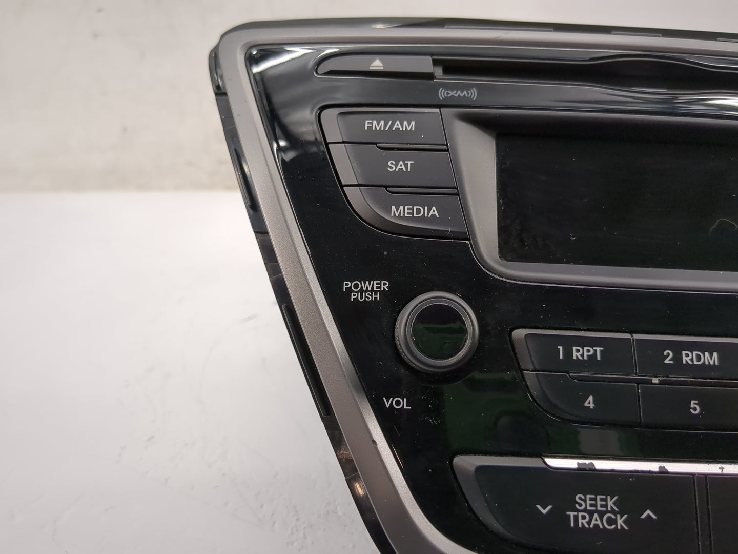 2014-2016 Hyundai Elantra Radio AM FM Cd Player Receiver Replacement P/N:96170-3X156GU Fits Fits 2014 2015 2016 OEM Used Aut