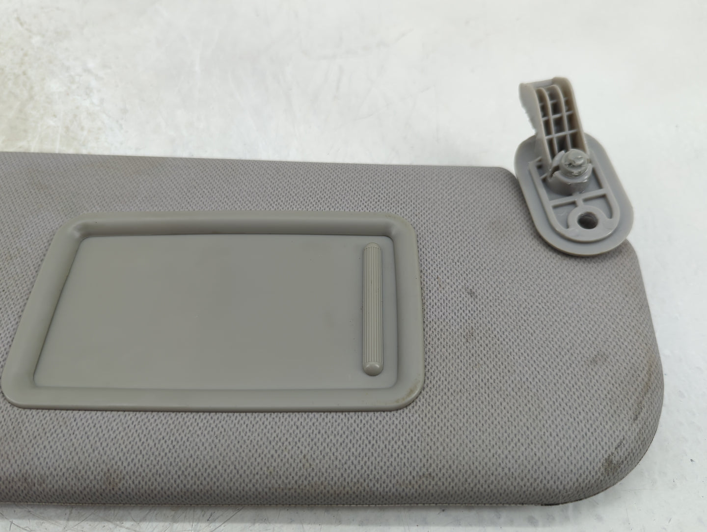 2014-2016 Hyundai Elantra Sun Visor Shade Replacement Passenger Right Mirror Fits Fits 2014 2015 2016 OEM Used Auto Parts - 