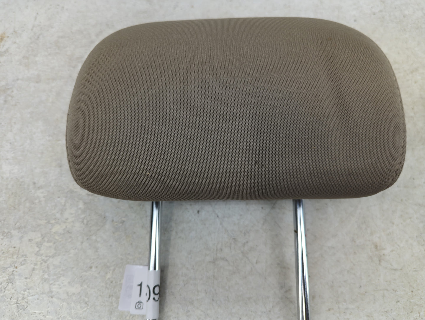 2013-2017 Hyundai Elantra Headrest Head Rest Rear Center Seat Fits Fits 2013 2014 2015 2016 2017 OEM Used Auto Parts - Oemus