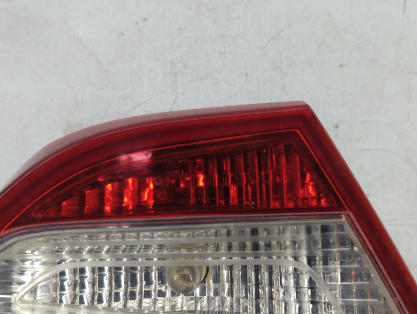 2014-2016 Hyundai Elantra Tail Light Assembly Passenger Right OEM P/N:92403-3Q Fits Fits 2014 2015 2016 OEM Used Auto Parts 