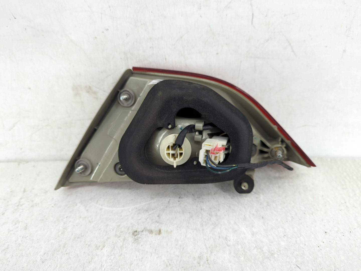 2014-2016 Hyundai Elantra Tail Light Assembly Passenger Right OEM P/N:92403-3Q Fits Fits 2014 2015 2016 OEM Used Auto Parts 