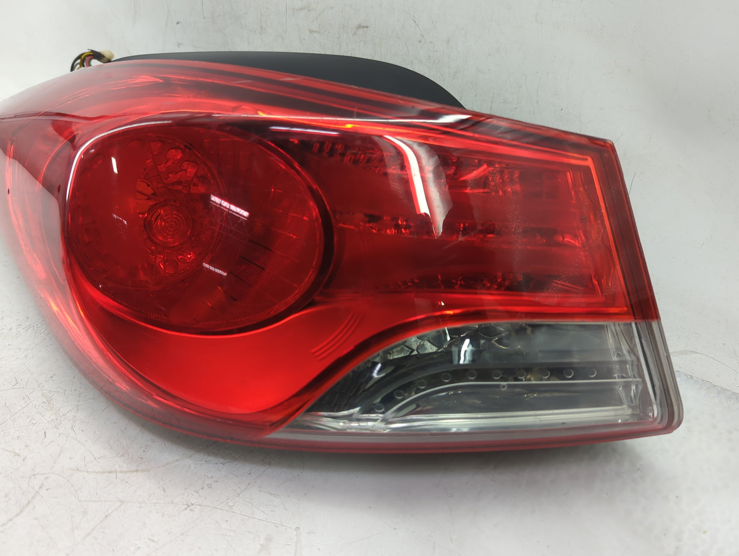 2014-2016 Hyundai Elantra Tail Light Assembly Driver Left OEM P/N:92401-3Y Fits Fits 2014 2015 2016 OEM Used Auto Parts - Oe