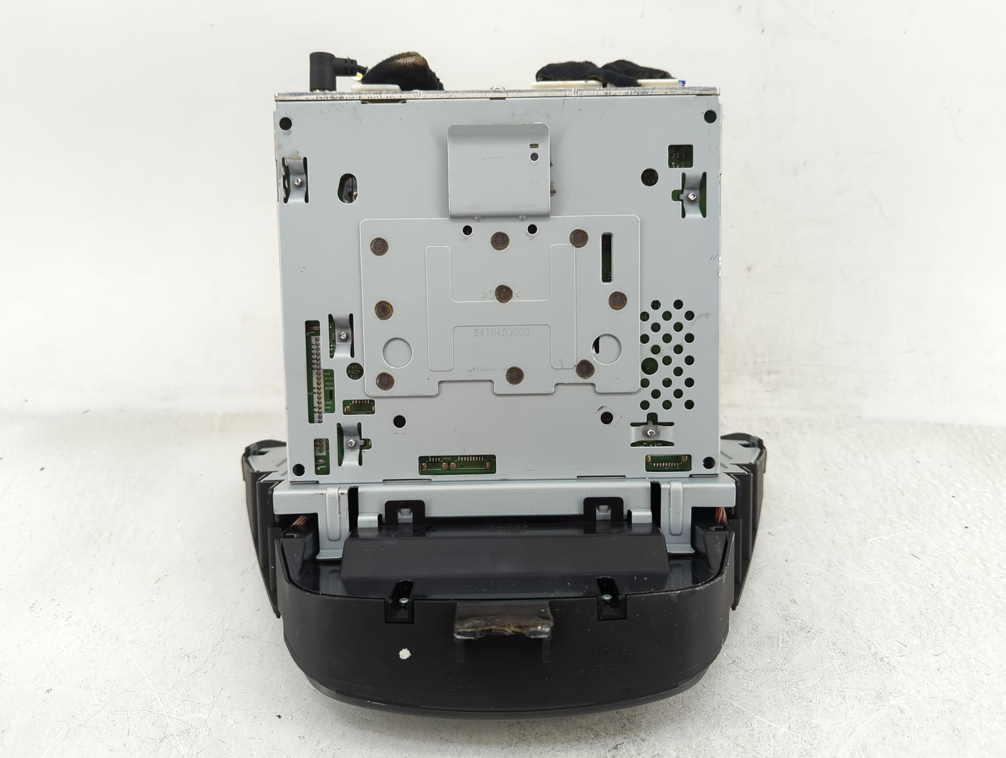 2014-2016 Hyundai Elantra Radio AM FM Cd Player Receiver Replacement P/N:961803X165GU Fits Fits 2014 2015 2016 OEM Used Auto