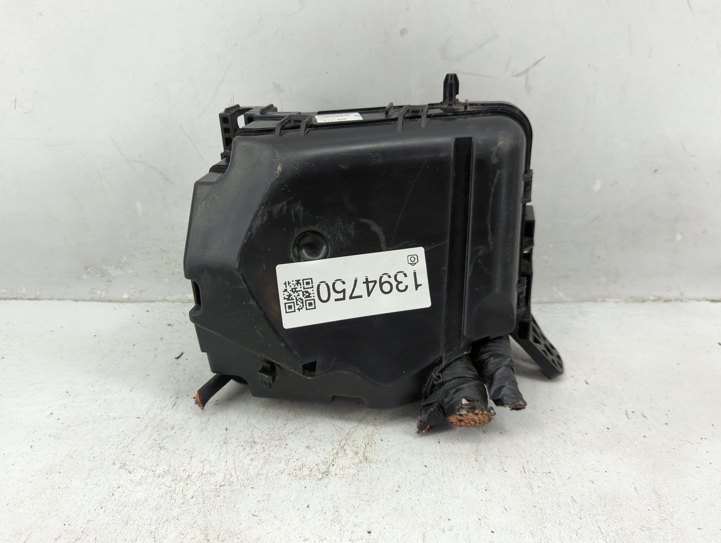 2014-2016 Hyundai Elantra Fusebox Fuse Box Panel Relay Module P/N:91951-3X100 91951-3X710 Fits Fits 2014 2015 2016 OEM Used 