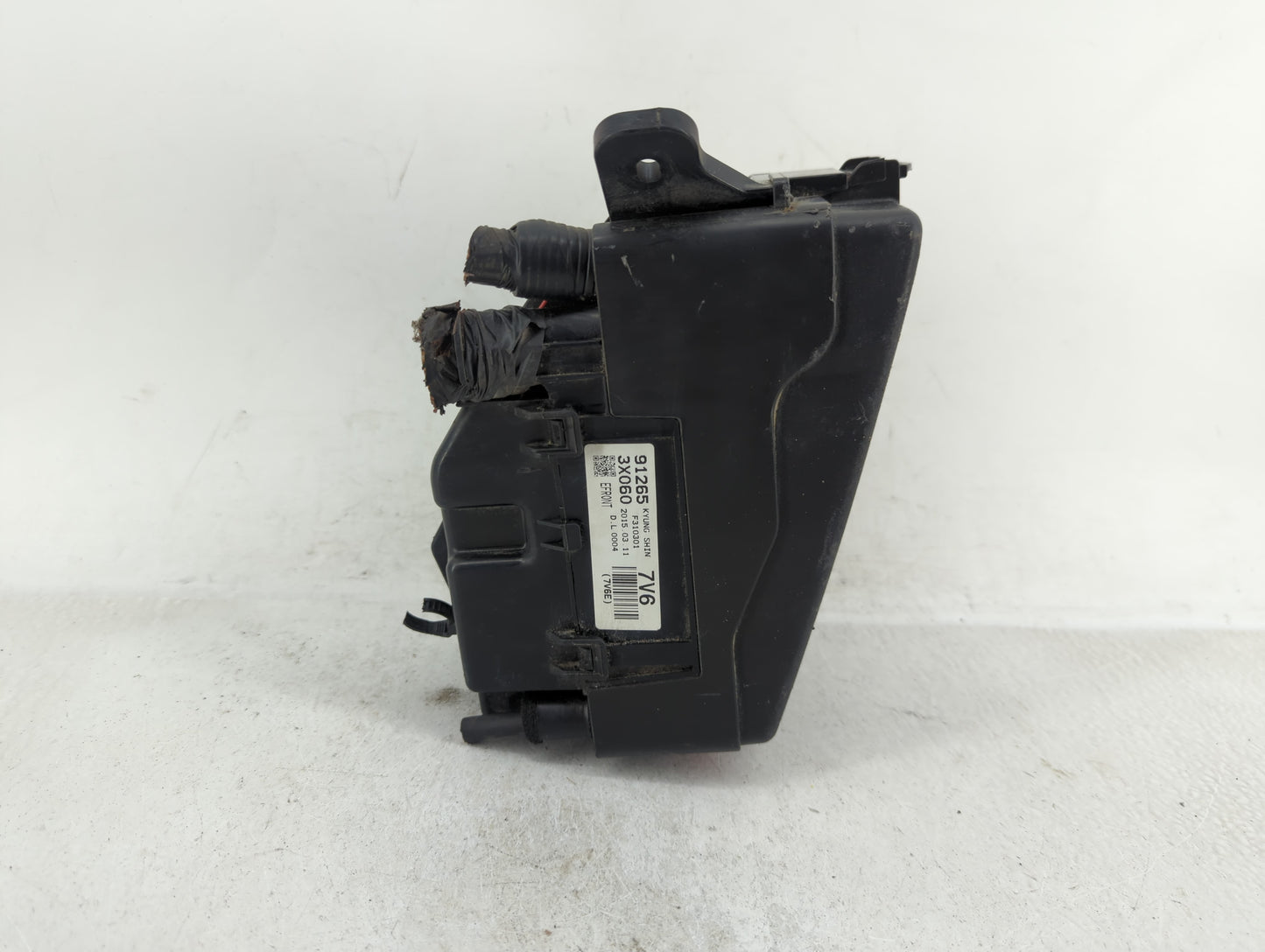 2014-2016 Hyundai Elantra Fusebox Fuse Box Panel Relay Module P/N:91265 3X060 Fits Fits 2014 2015 2016 OEM Used Auto Parts -