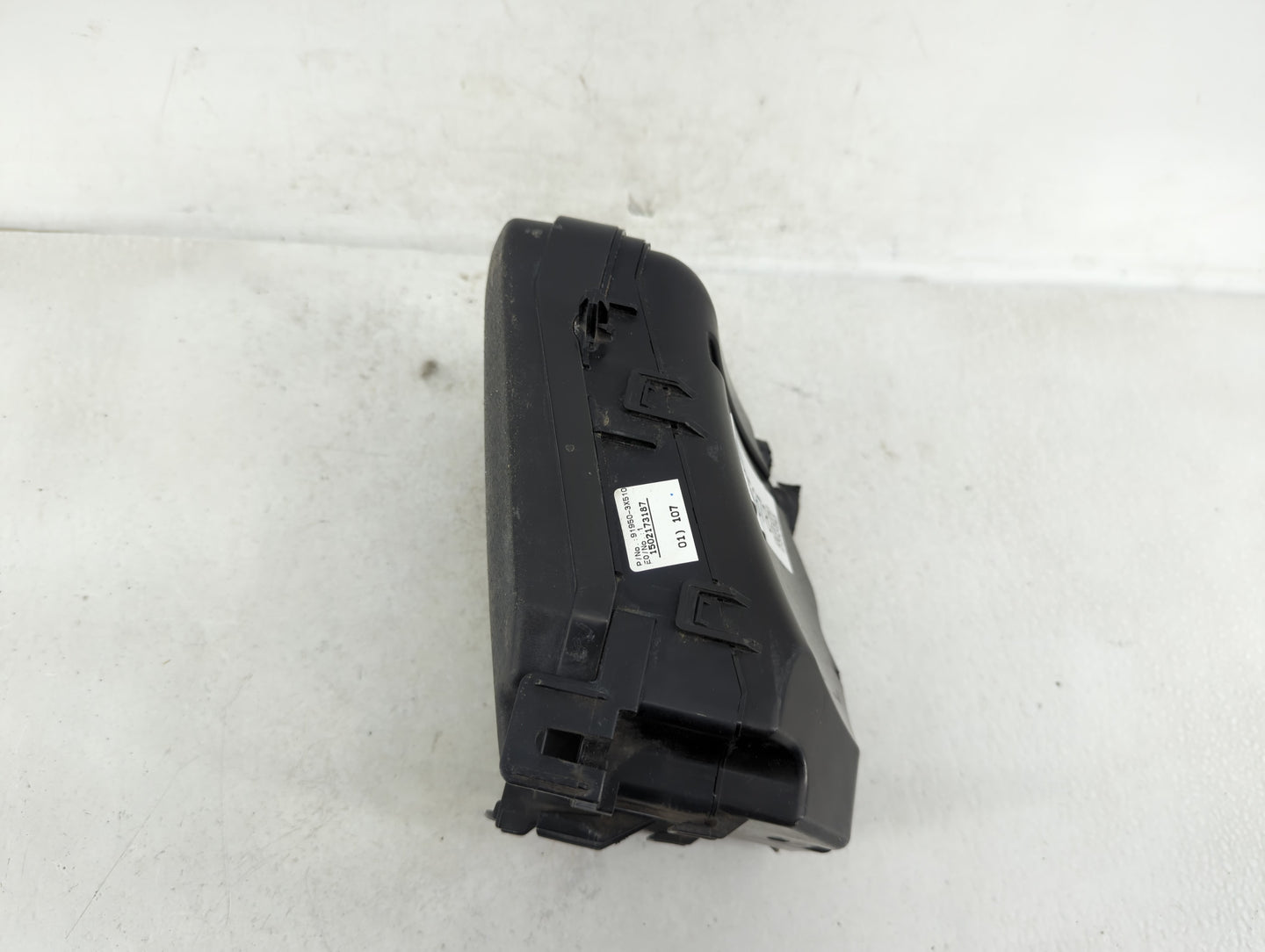 2014-2016 Hyundai Elantra Fusebox Fuse Box Panel Relay Module P/N:91265 3X060 Fits Fits 2014 2015 2016 OEM Used Auto Parts -