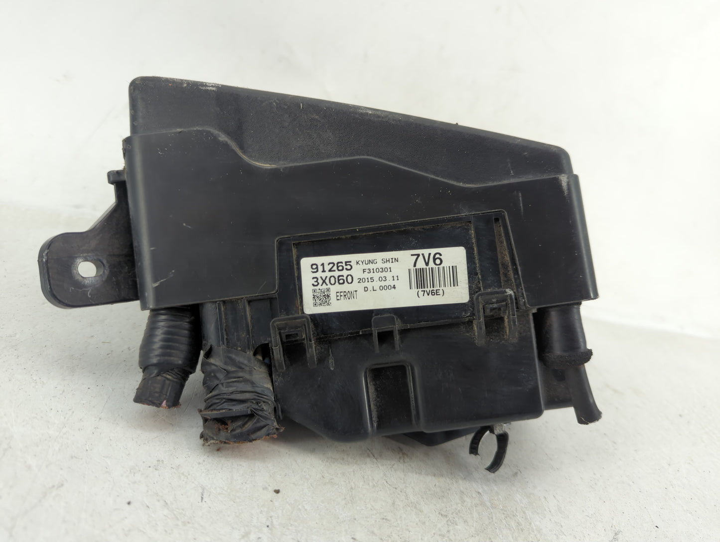 2014-2016 Hyundai Elantra Fusebox Fuse Box Panel Relay Module P/N:91265 3X060 Fits Fits 2014 2015 2016 OEM Used Auto Parts -