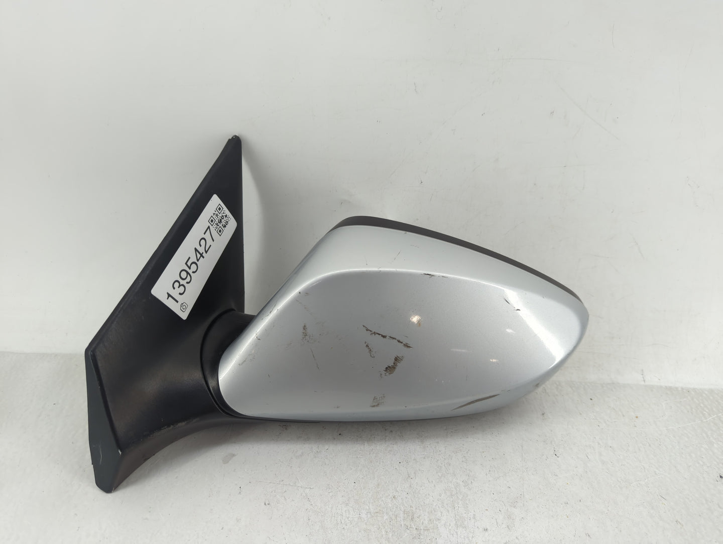2014-2017 Hyundai Elantra Driver Side View Mirror - Left Door Mirror OEM Used - Oemusedautoparts1.com