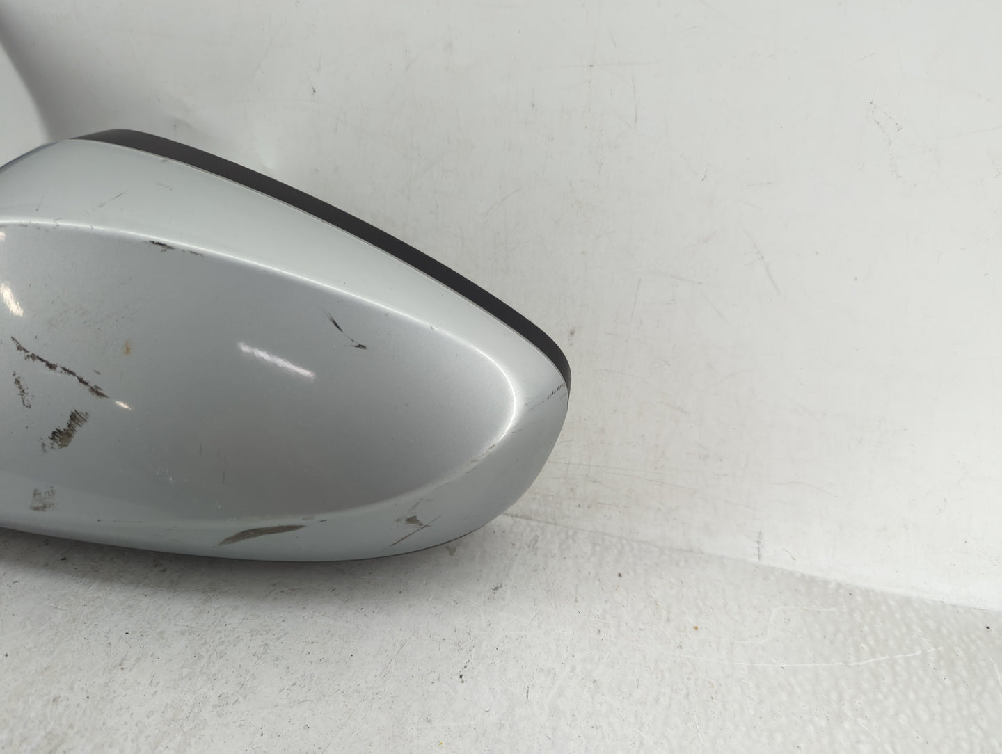 2014-2017 Hyundai Elantra Driver Side View Mirror - Left Door Mirror OEM Used - Oemusedautoparts1.com