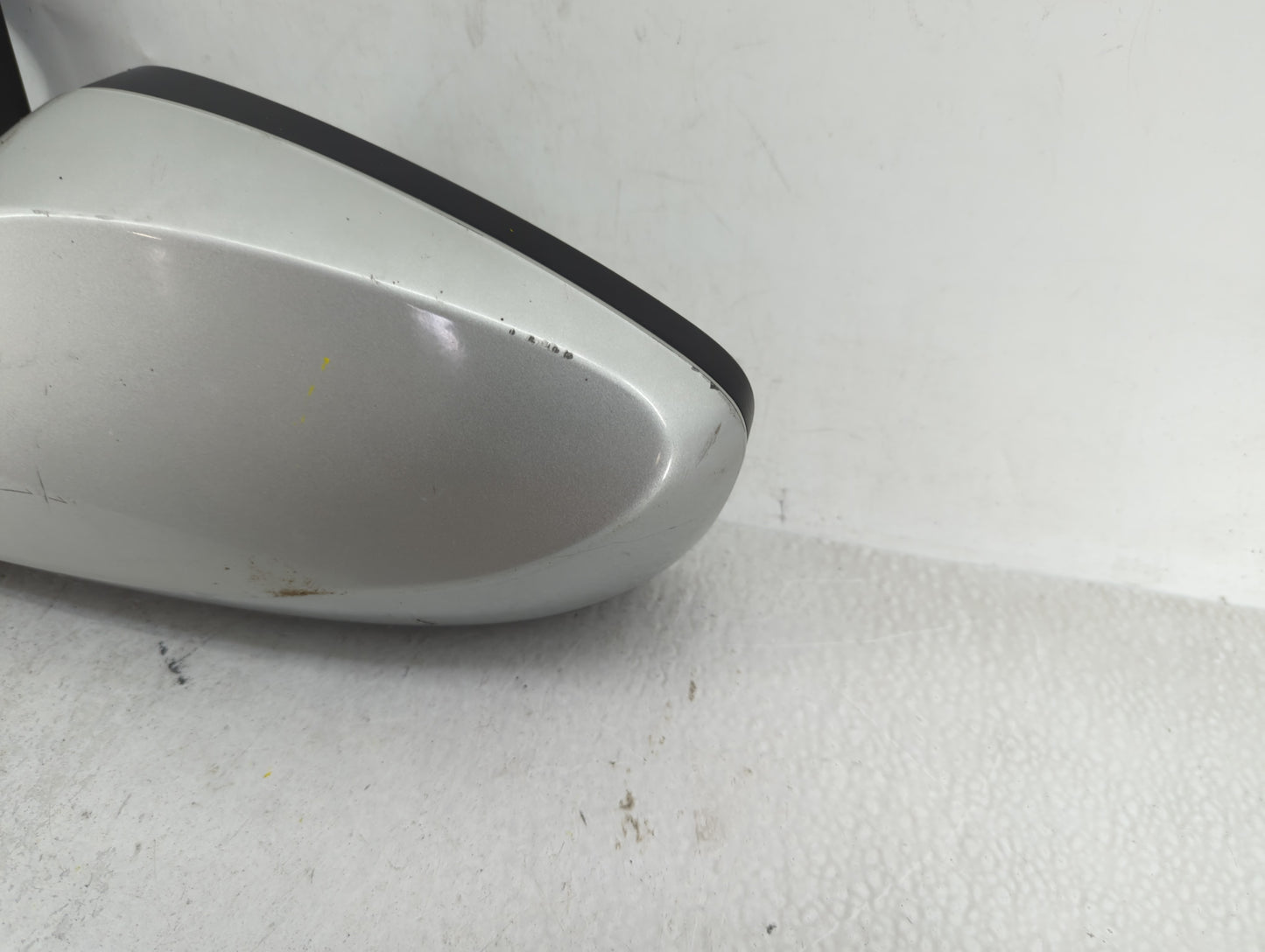 2015-2016 Hyundai Elantra Driver Side View Mirror - Left Door Mirror OEM Used - Oemusedautoparts1.com