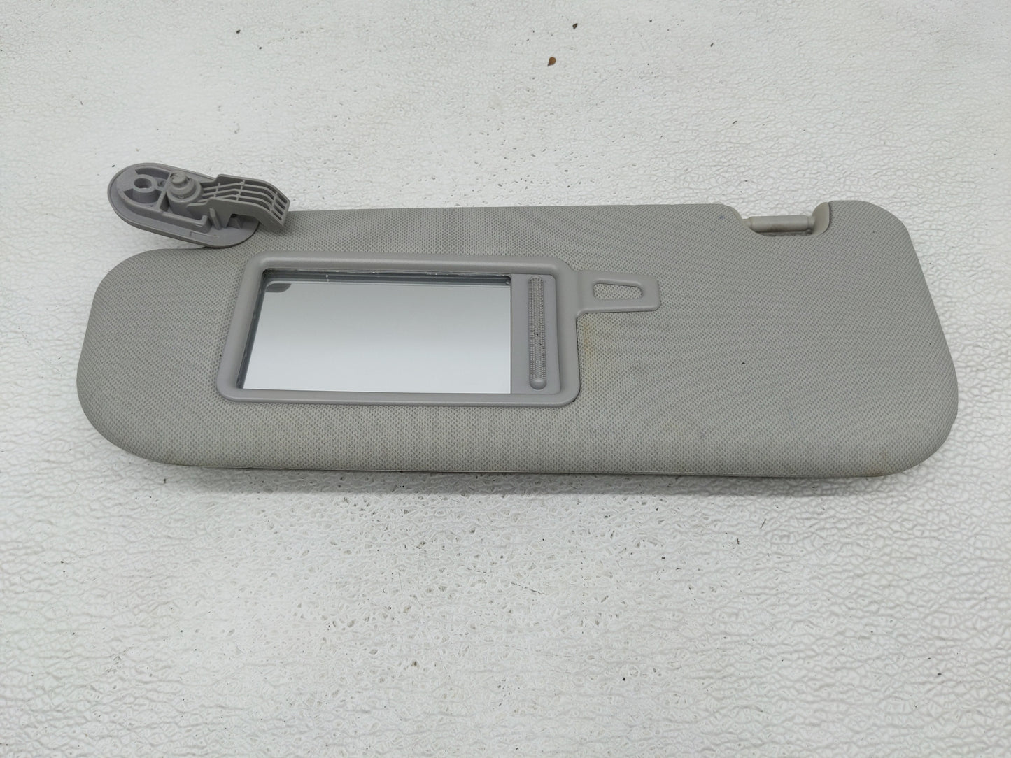 2013-2017 Hyundai Elantra Sun Visor Shade Replacement Driver Left Mirror Fits Fits 2013 2014 2015 2016 2017 OEM Used Auto Pa