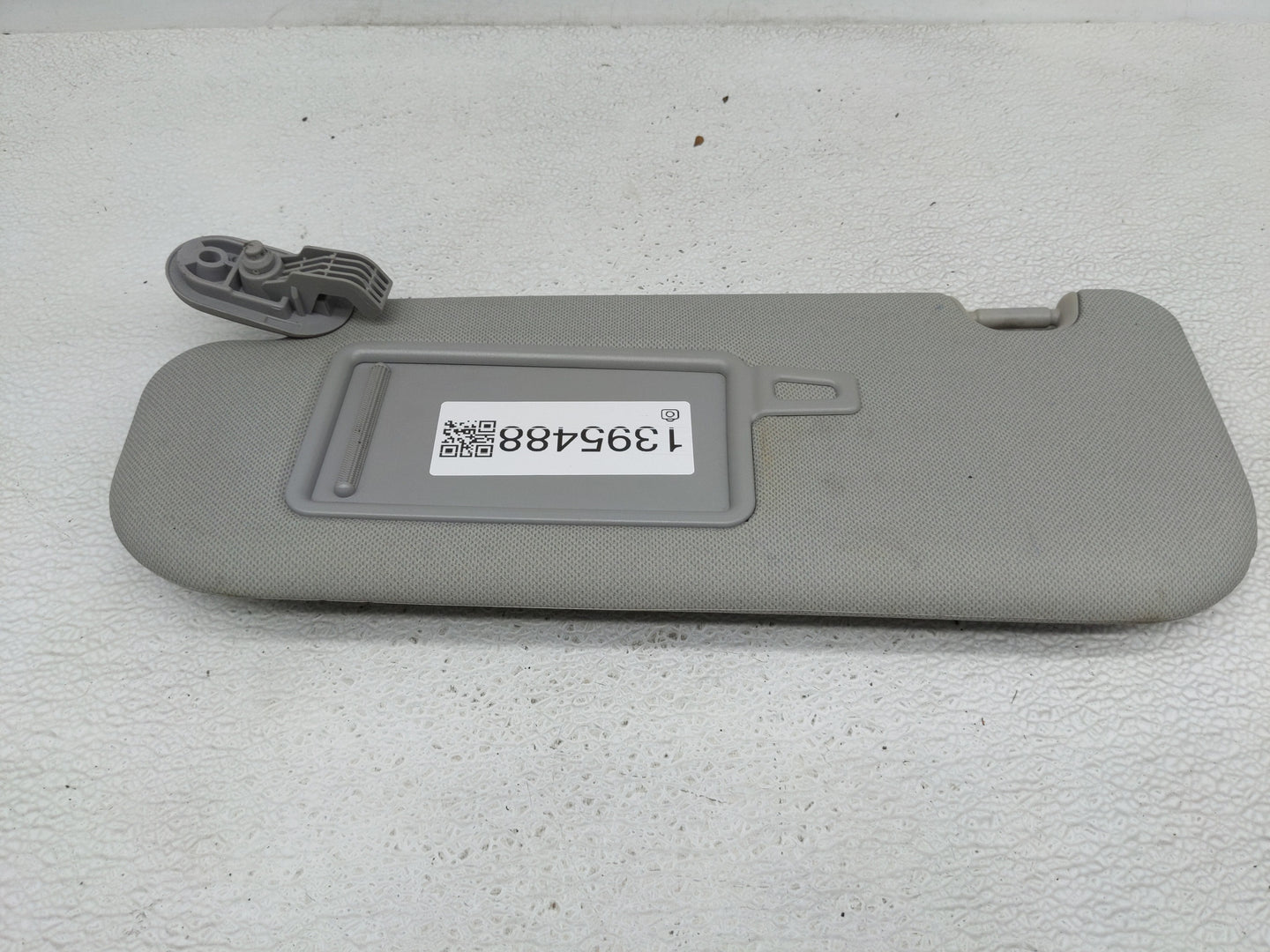 2013-2017 Hyundai Elantra Sun Visor Shade Replacement Driver Left Mirror Fits Fits 2013 2014 2015 2016 2017 OEM Used Auto Pa