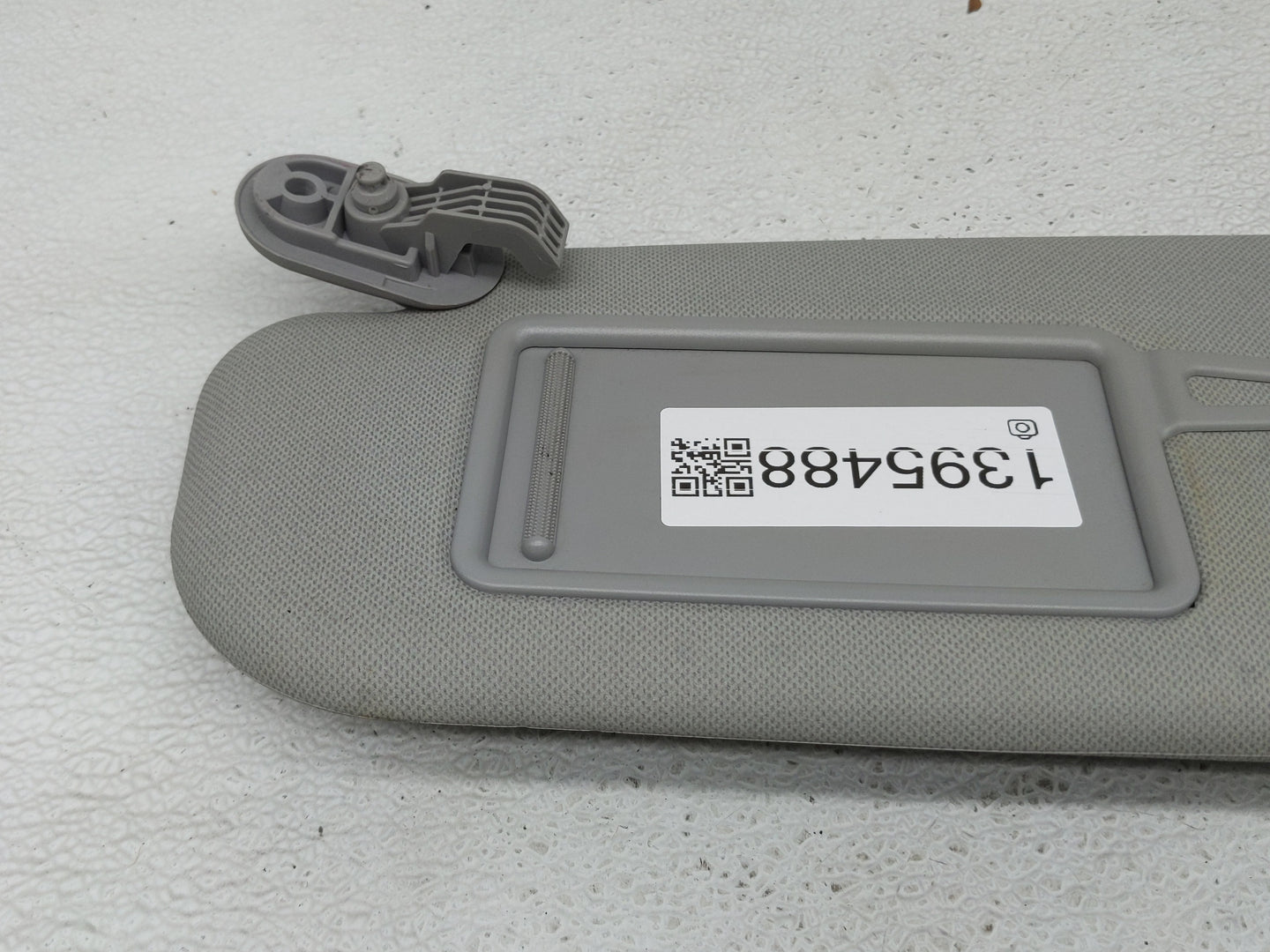 2013-2017 Hyundai Elantra Sun Visor Shade Replacement Driver Left Mirror Fits Fits 2013 2014 2015 2016 2017 OEM Used Auto Pa