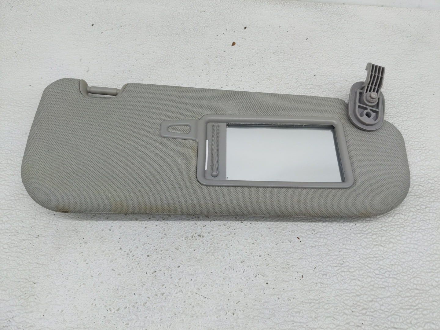 2013-2017 Hyundai Elantra Sun Visor Shade Replacement Passenger Right Mirror Fits Fits 2013 2014 2015 2016 2017 OEM Used Aut