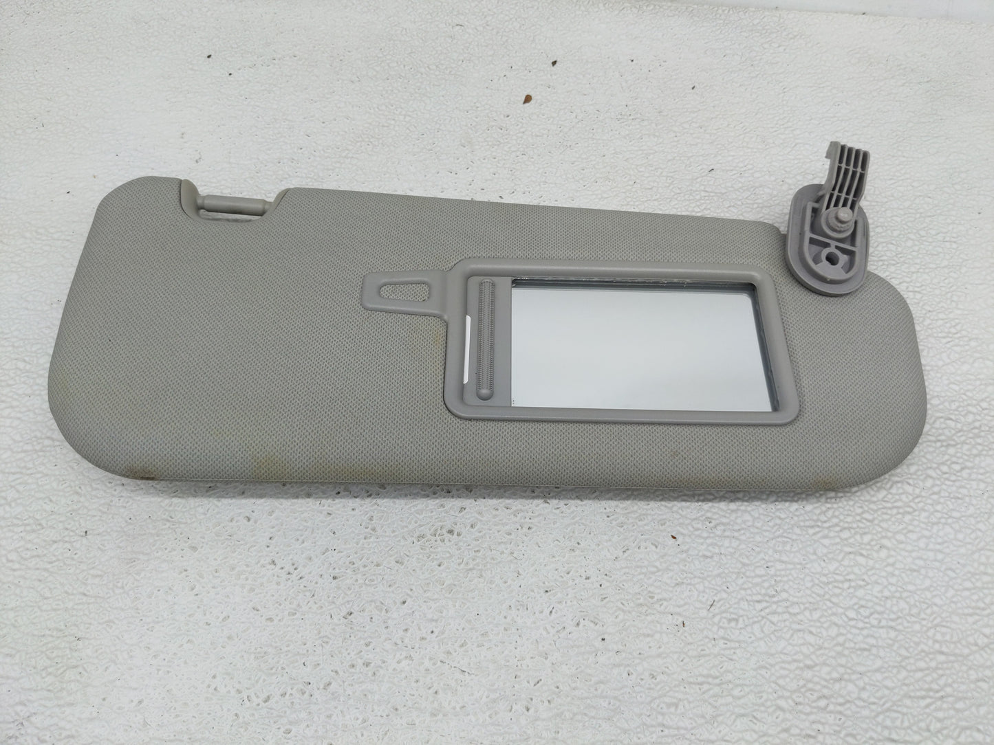 2013-2017 Hyundai Elantra Sun Visor Shade Replacement Passenger Right Mirror Fits Fits 2013 2014 2015 2016 2017 OEM Used Aut