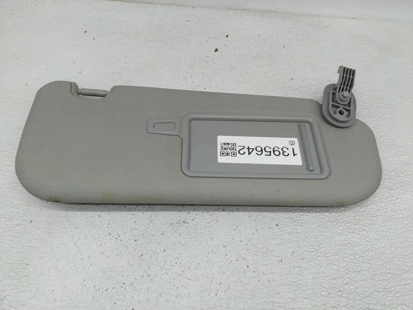 2013-2017 Hyundai Elantra Sun Visor Shade Replacement Passenger Right Mirror Fits Fits 2013 2014 2015 2016 2017 OEM Used Aut