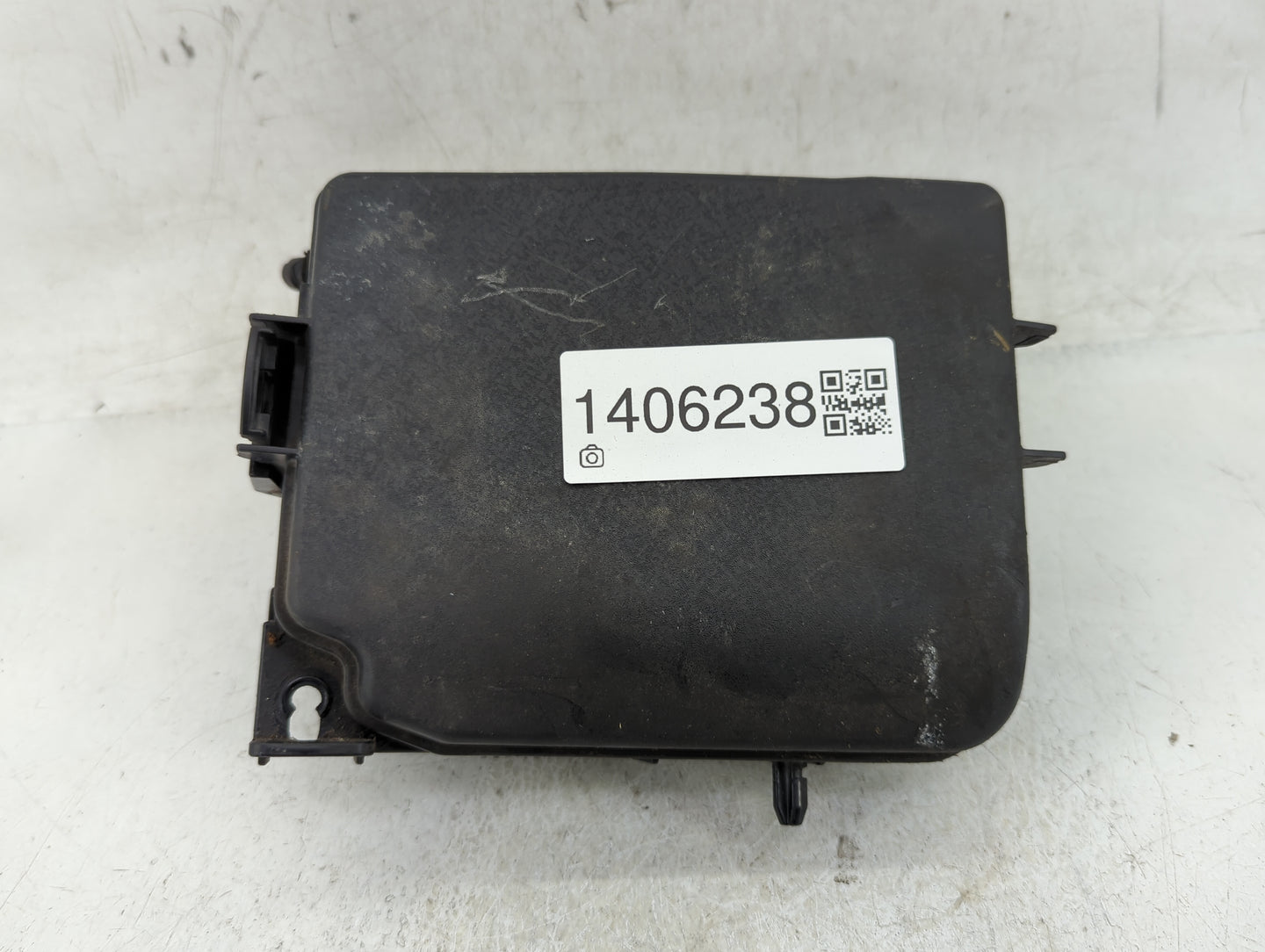 2016-2017 Hyundai Elantra Fusebox Fuse Box Panel Relay Module P/N:91248 A5400A Fits Fits 2016 2017 OEM Used Auto Parts - Oem