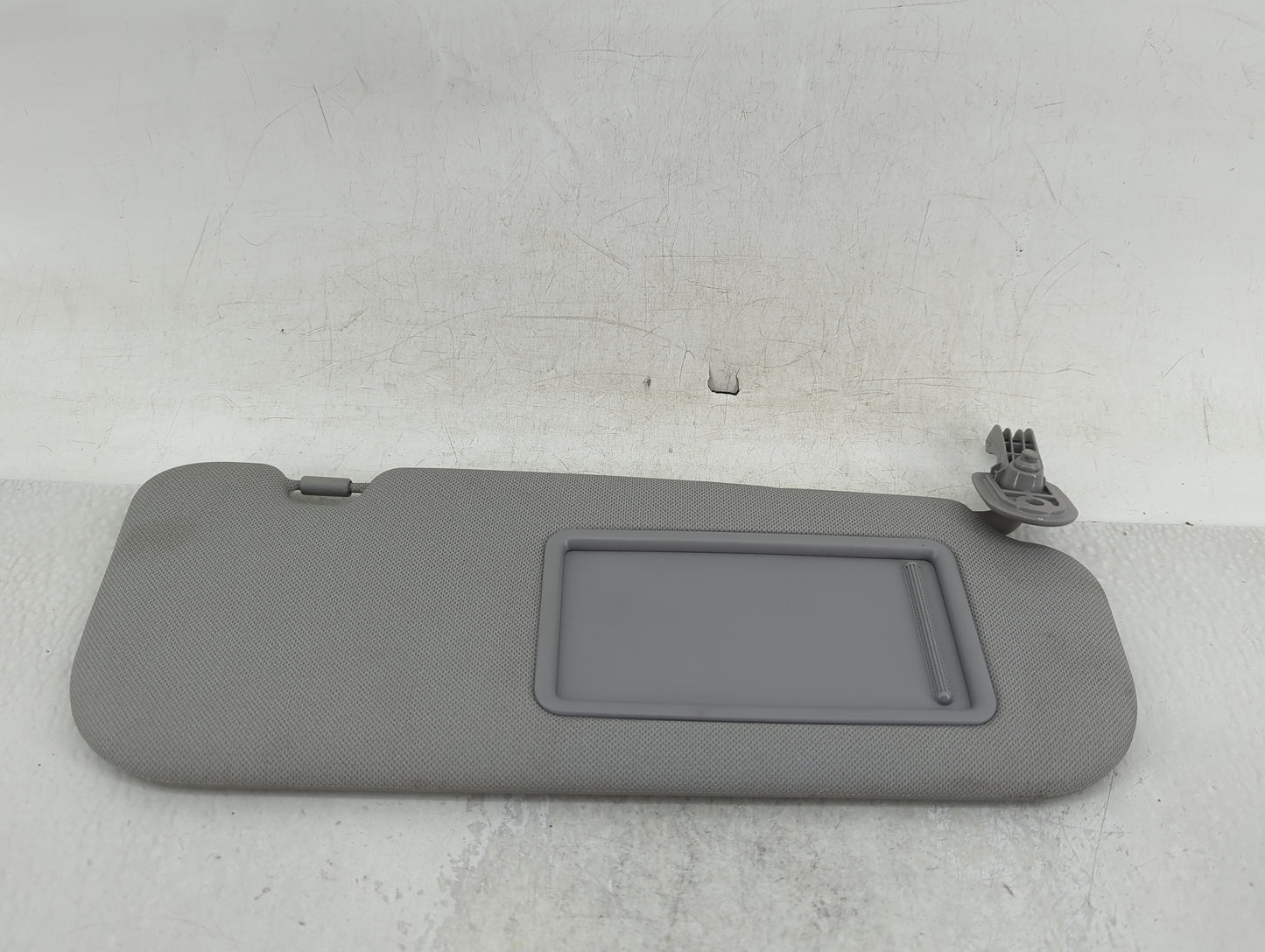 2014-2016 Hyundai Elantra Sun Visor Shade Replacement Passenger Right Mirror Fits Fits 2014 2015 2016 OEM Used Auto Parts - 