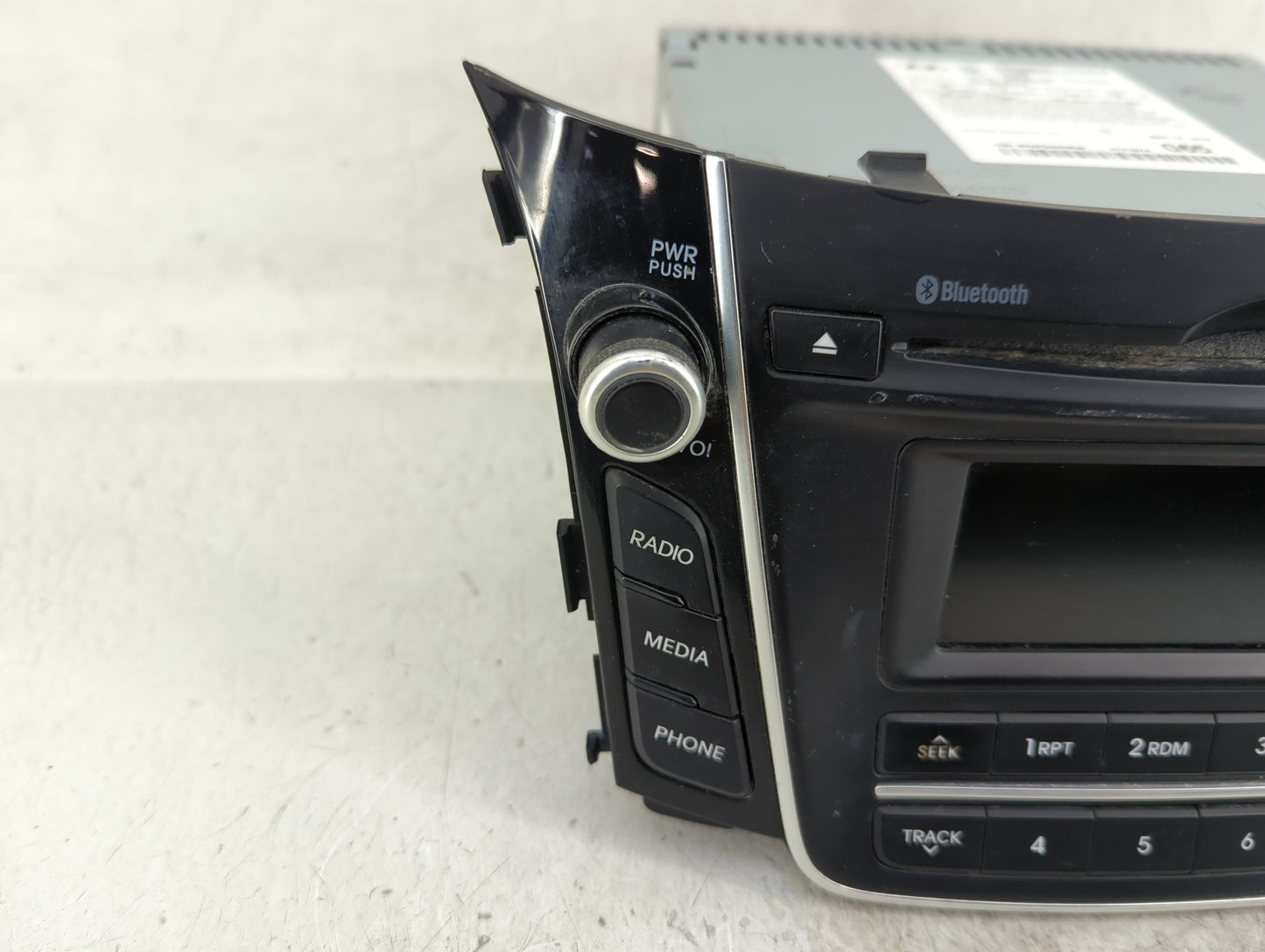 2016-2017 Hyundai Elantra Radio AM FM Cd Player Receiver Replacement P/N:96170-A5260G Fits Fits 2016 2017 OEM Used Auto Part