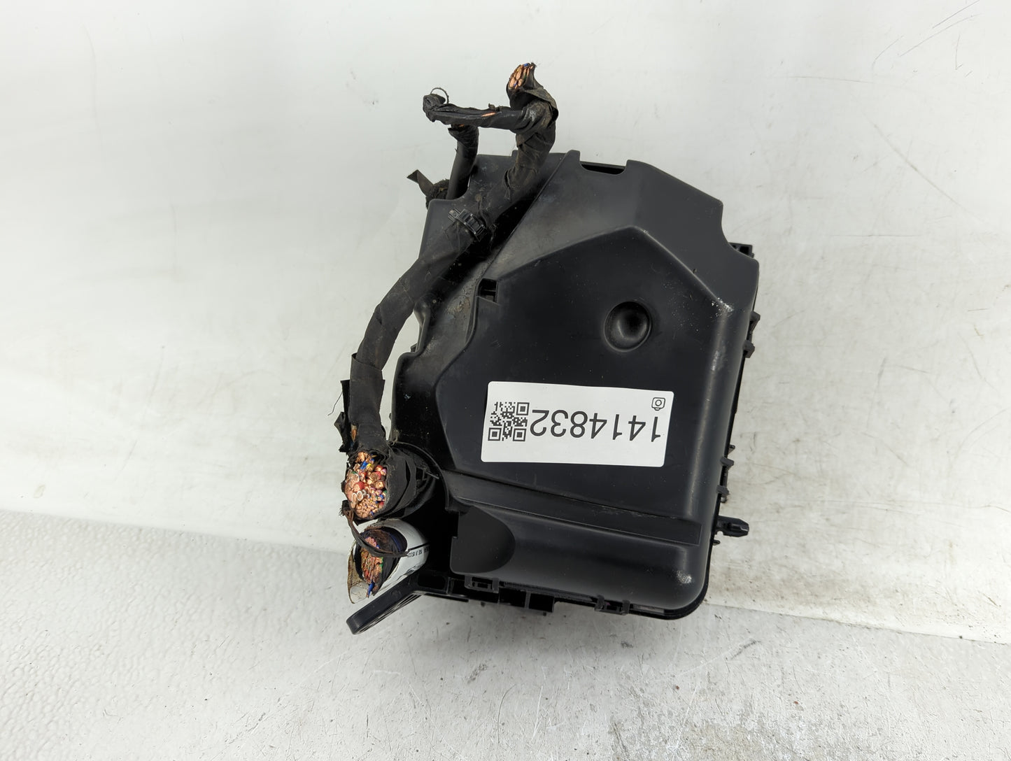 2014-2016 Hyundai Elantra Fusebox Fuse Box Panel Relay Module Fits Fits 2014 2015 2016 OEM Used Auto Parts - Oemusedautopart