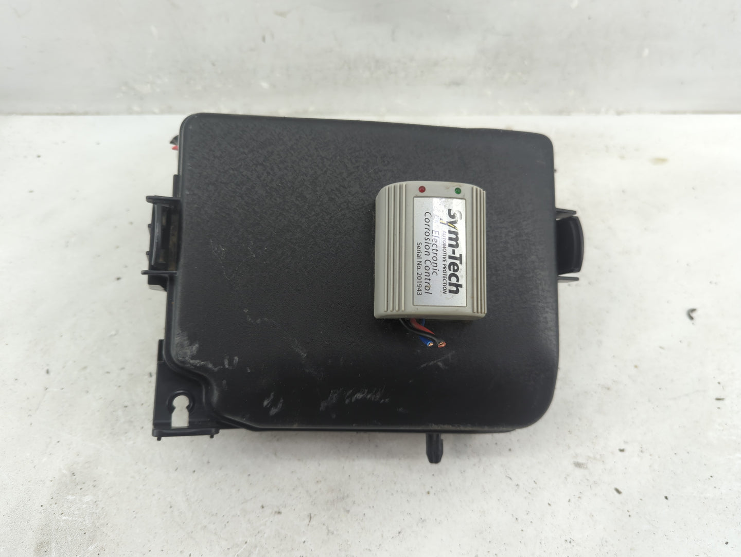 2016-2017 Hyundai Elantra Fusebox Fuse Box Panel Relay Module P/N:91950-A5742 Fits Fits 2016 2017 OEM Used Auto Parts - Oemu