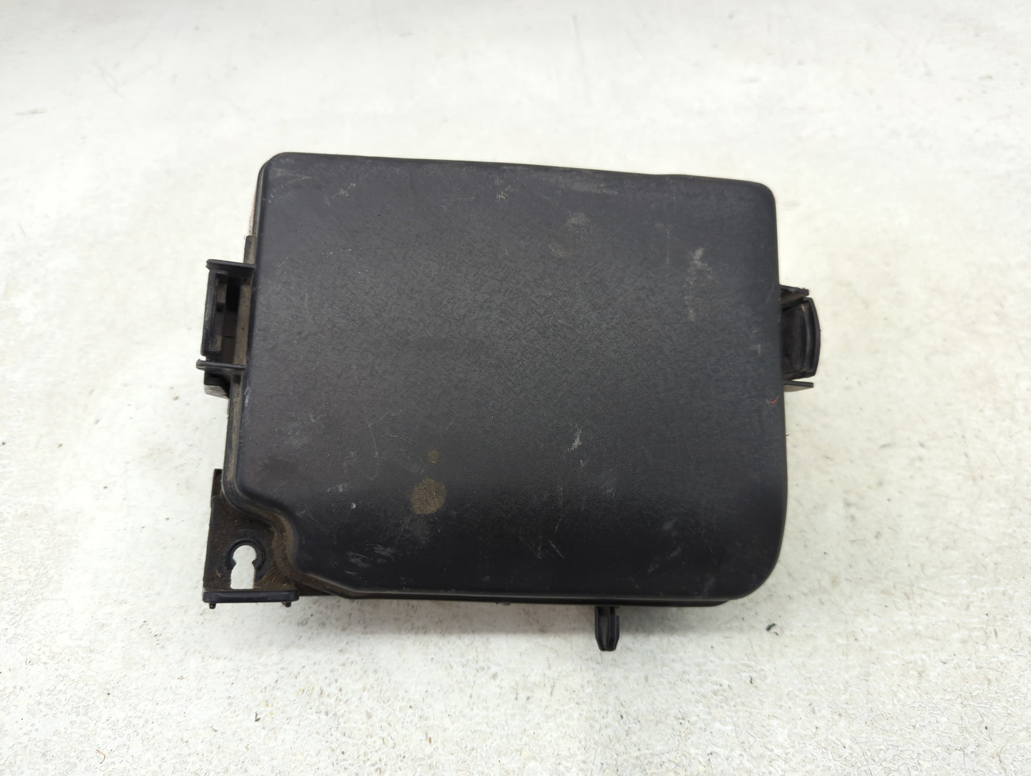 2014-2016 Hyundai Elantra Fusebox Fuse Box Panel Relay Module P/N:91951-3X710 Fits Fits 2014 2015 2016 OEM Used Auto Parts -