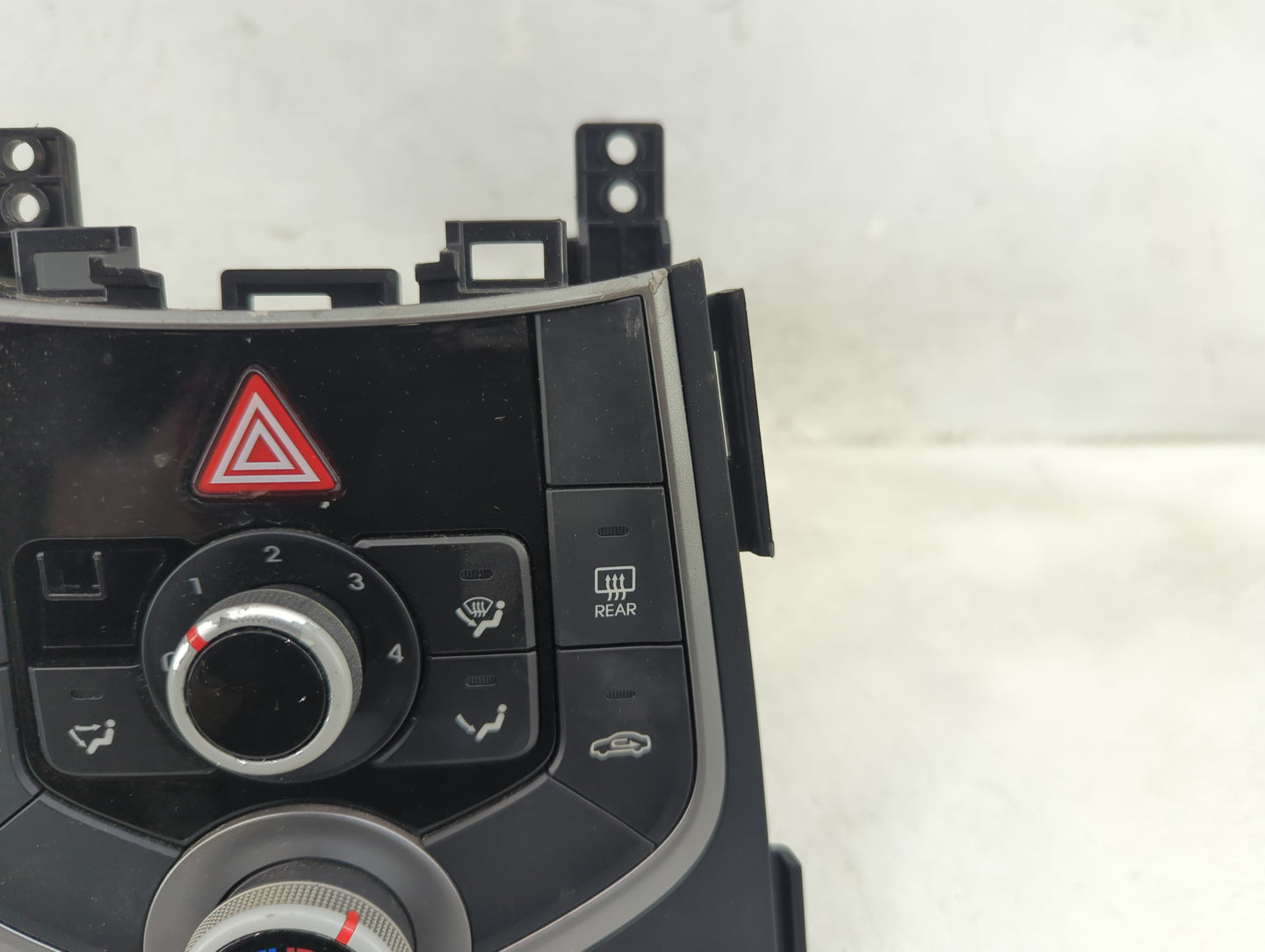 2014-2016 Hyundai Elantra Climate Control Module Temperature AC/Heater Replacement P/N:97250-3XCD0 Fits Fits 2014 2015 2016 