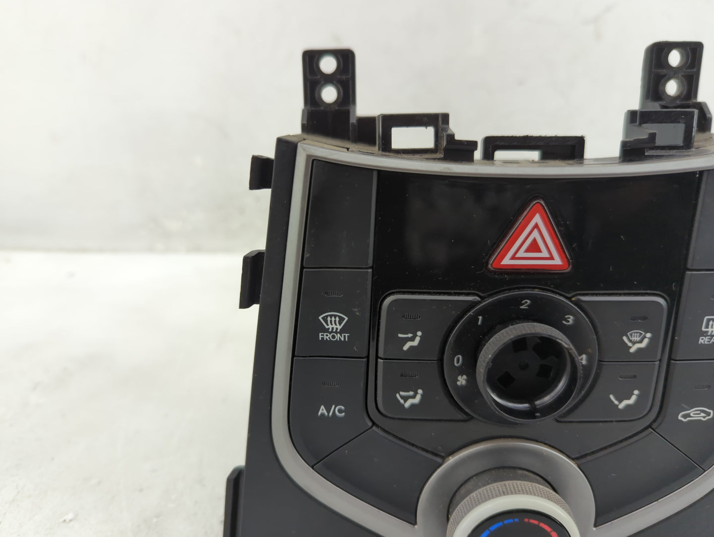 2014-2016 Hyundai Elantra Climate Control Module Temperature AC/Heater Replacement Fits Fits 2014 2015 2016 OEM Used Auto Pa