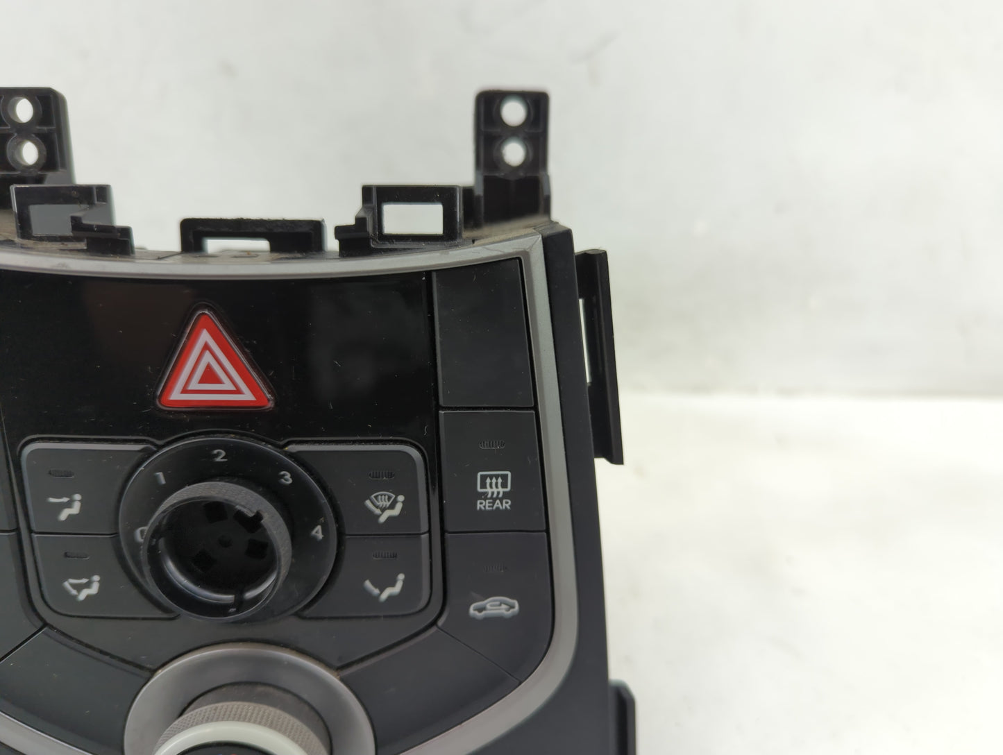 2014-2016 Hyundai Elantra Climate Control Module Temperature AC/Heater Replacement Fits Fits 2014 2015 2016 OEM Used Auto Pa