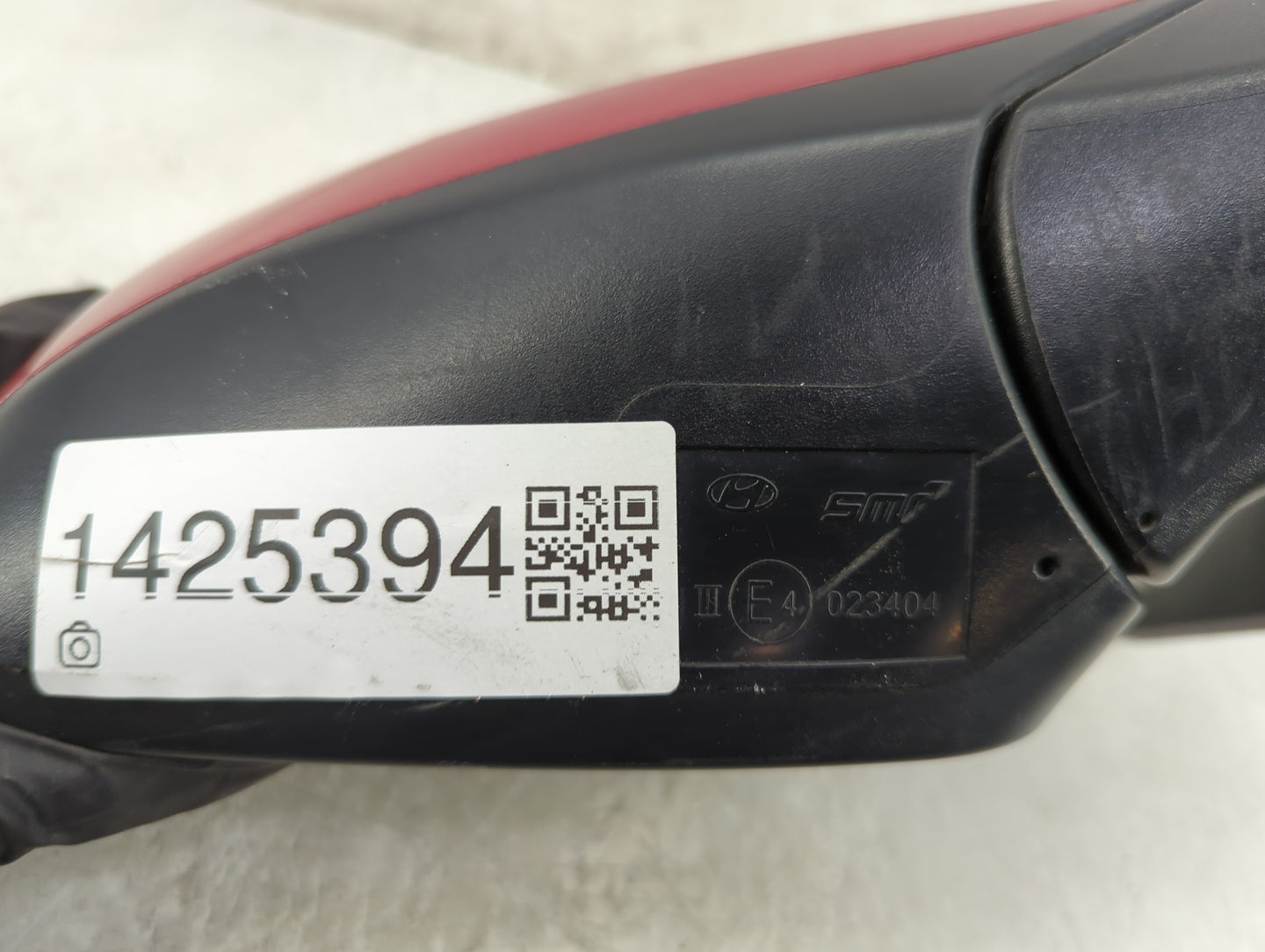 2015-2016 Hyundai Elantra Passenger Side View Mirror - Right Door Mirror OEM Used - Oemusedautoparts1.com
