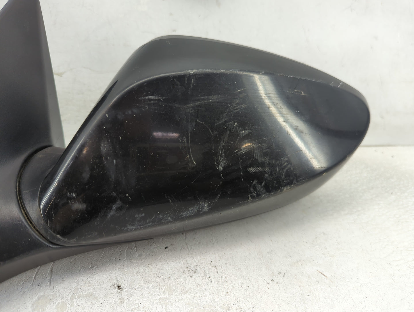 2015-2016 Hyundai Elantra Driver Side View Mirror - Left Door Mirror OEM Used - Oemusedautoparts1.com