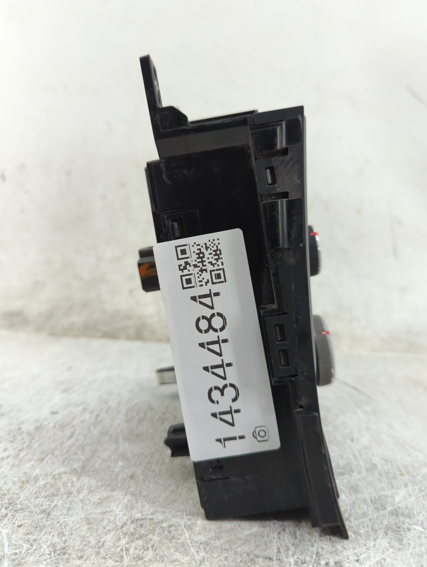 2014-2016 Hyundai Elantra Climate Control Module Temperature AC/Heater Replacement P/N:97250-3XCD0 Fits Fits 2014 2015 2016 