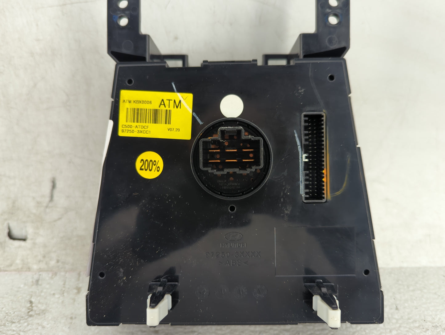 2014-2016 Hyundai Elantra Climate Control Module Temperature AC/Heater Replacement P/N:97250-3XCC1 C500-ATDCF Fits OEM Used 