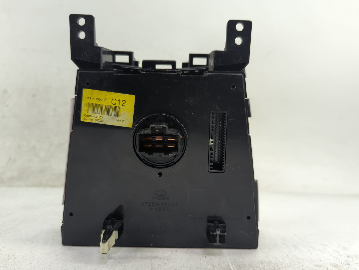 2014-2016 Hyundai Elantra Climate Control Module Temperature AC/Heater Replacement P/N:97250-3XCC1 C500-ATDCF Fits OEM Used 