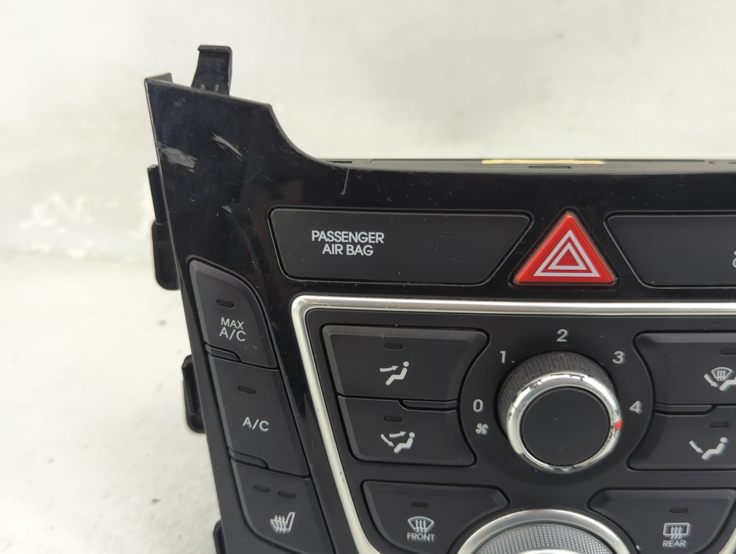 2013-2017 Hyundai Elantra Climate Control Module Temperature AC/Heater Replacement P/N:97250-A5XXX 97250-A6XXX Fits OEM Used