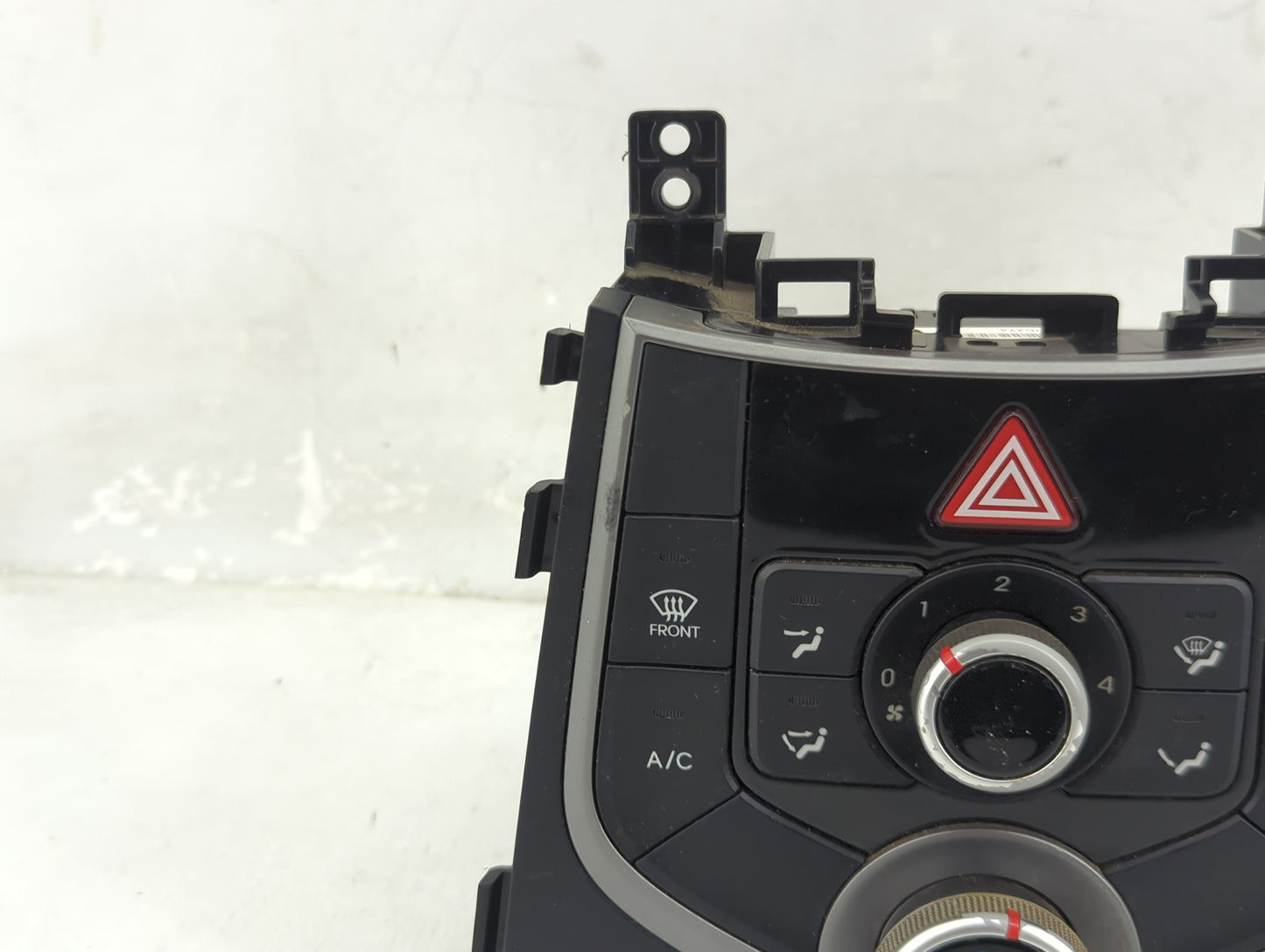 2014-2016 Hyundai Elantra Climate Control Module Temperature AC/Heater Replacement P/N:97250-3XCC1 C500-ATDCF Fits OEM Used 