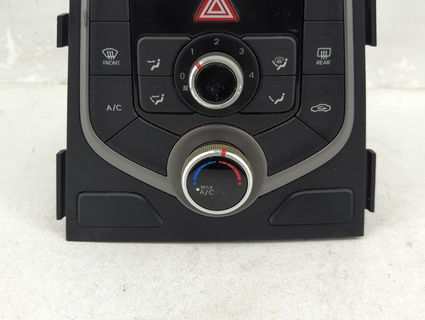 2014-2016 Hyundai Elantra Climate Control Module Temperature AC/Heater Replacement P/N:97250-3XCC1 C500-ATDCF Fits OEM Used 