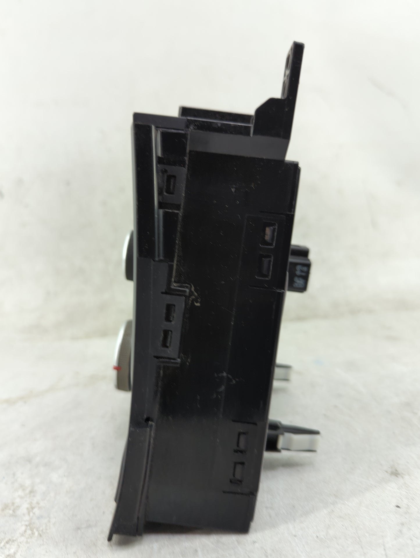 2014-2016 Hyundai Elantra Climate Control Module Temperature AC/Heater Replacement P/N:97250-3XCC1 Fits Fits 2014 2015 2016 