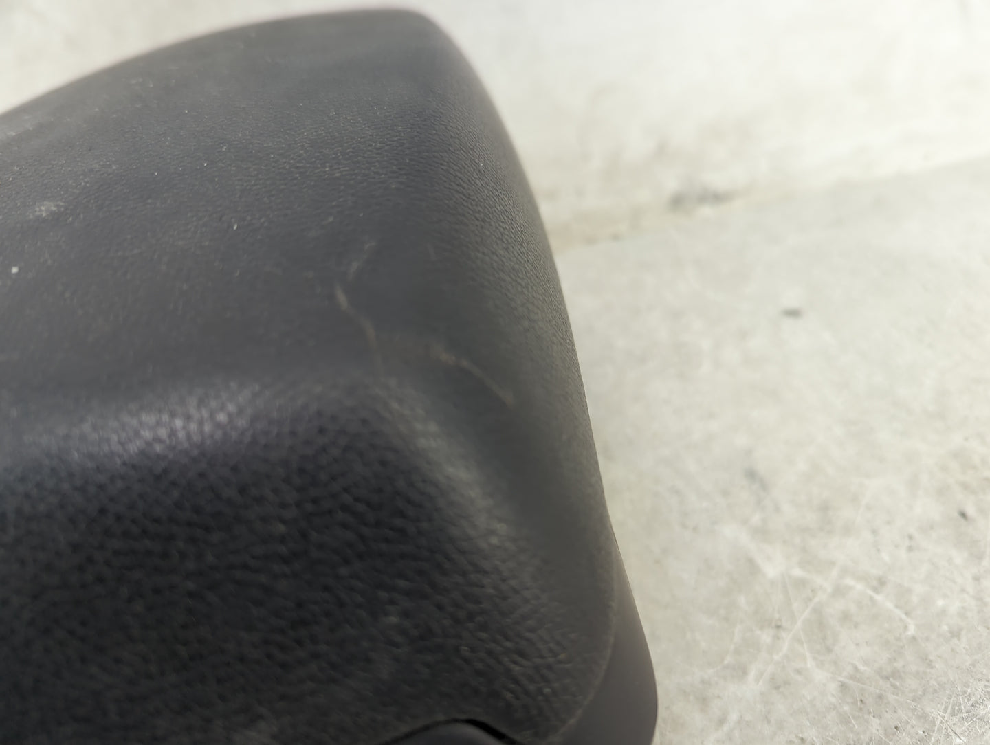 2016 Hyundai Elantra Center Floor Console Black - Oemusedautoparts1.com