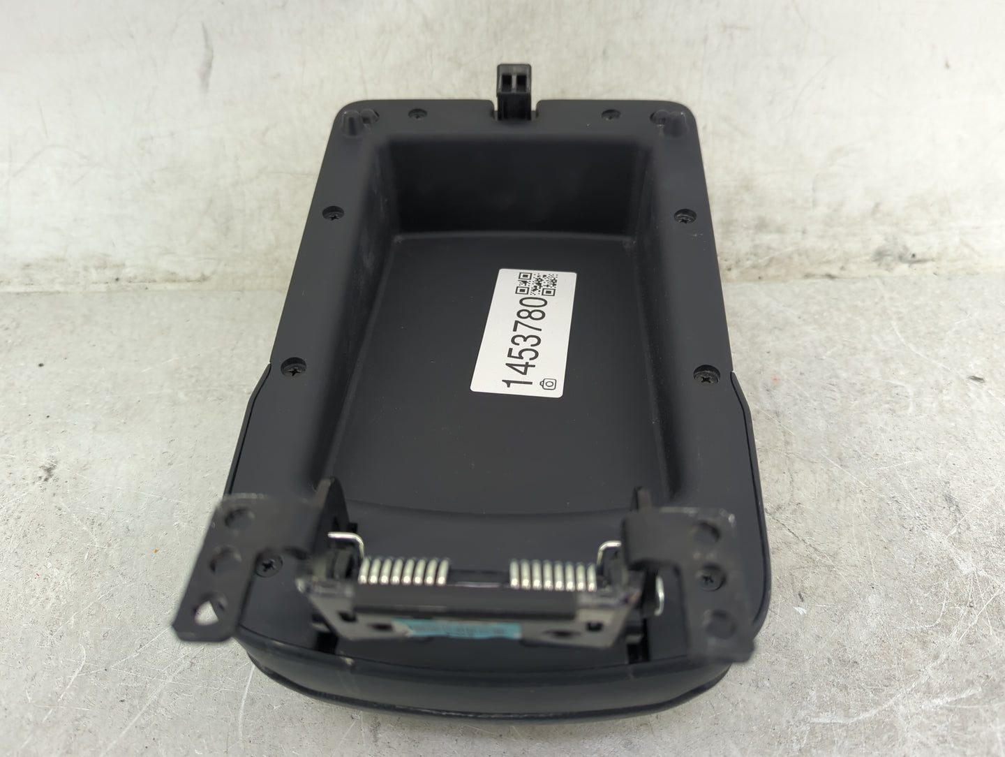 2016 Hyundai Elantra Center Floor Console Black - Oemusedautoparts1.com