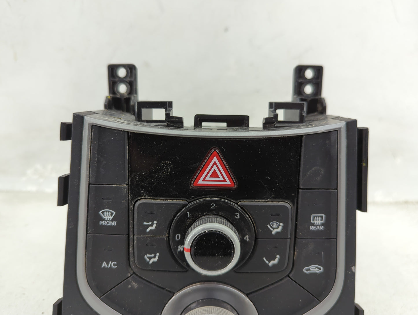 2014-2016 Hyundai Elantra Climate Control Module Temperature AC/Heater Replacement P/N:97250-3XCC1 Fits Fits 2014 2015 2016 