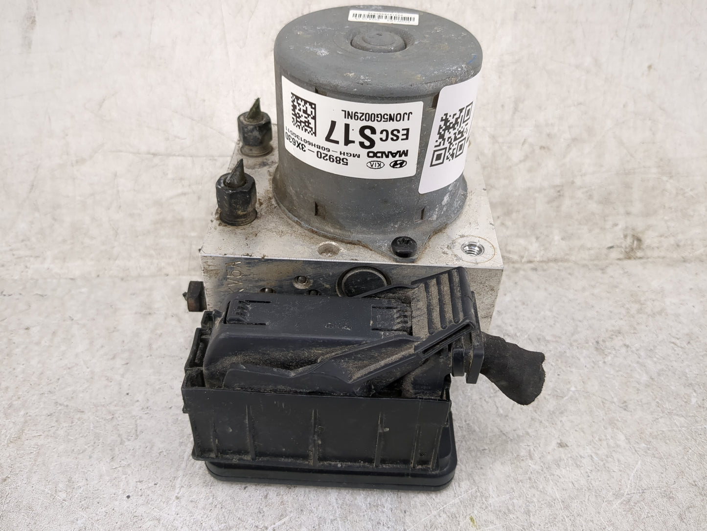 2014-2016 Hyundai Elantra ABS Pump Control Module Replacement P/N:58920-3X630 Fits Fits 2014 2015 2016 OEM Used Auto Parts -