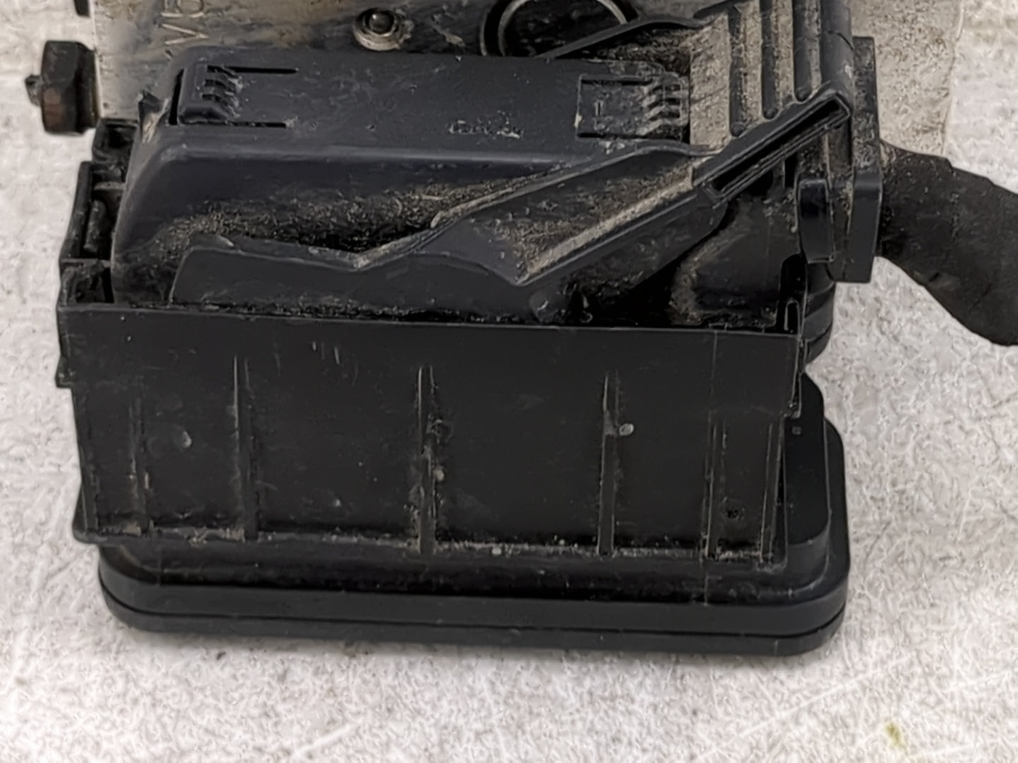 2014-2016 Hyundai Elantra ABS Pump Control Module Replacement P/N:58920-3X630 Fits Fits 2014 2015 2016 OEM Used Auto Parts -