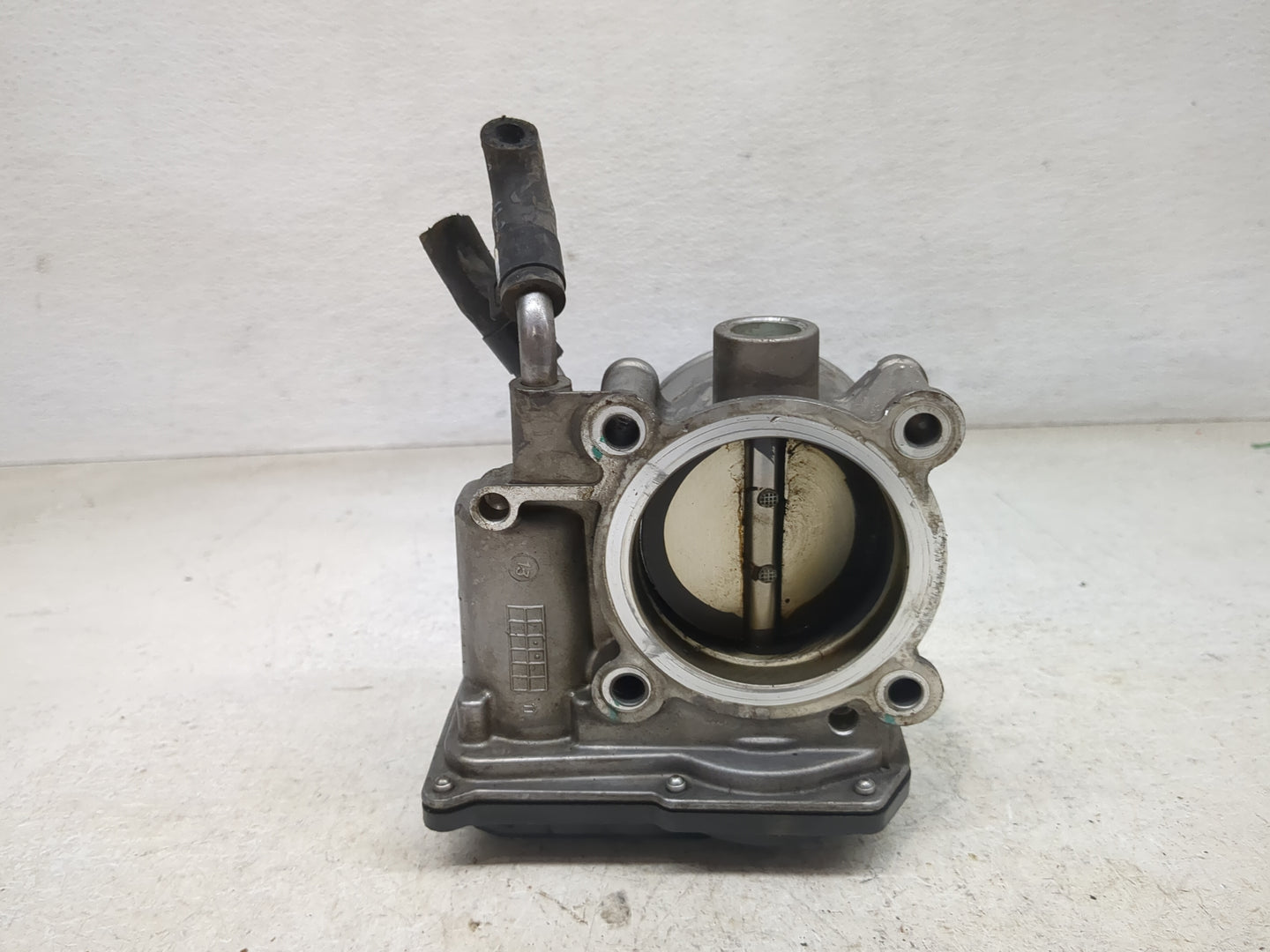 2011-2020 Hyundai Elantra Throttle Body P/N:35100-2E000 Fits Fits 2011 2012 2013 2014 2015 2016 2017 2018 2019 2020 2021 OEM