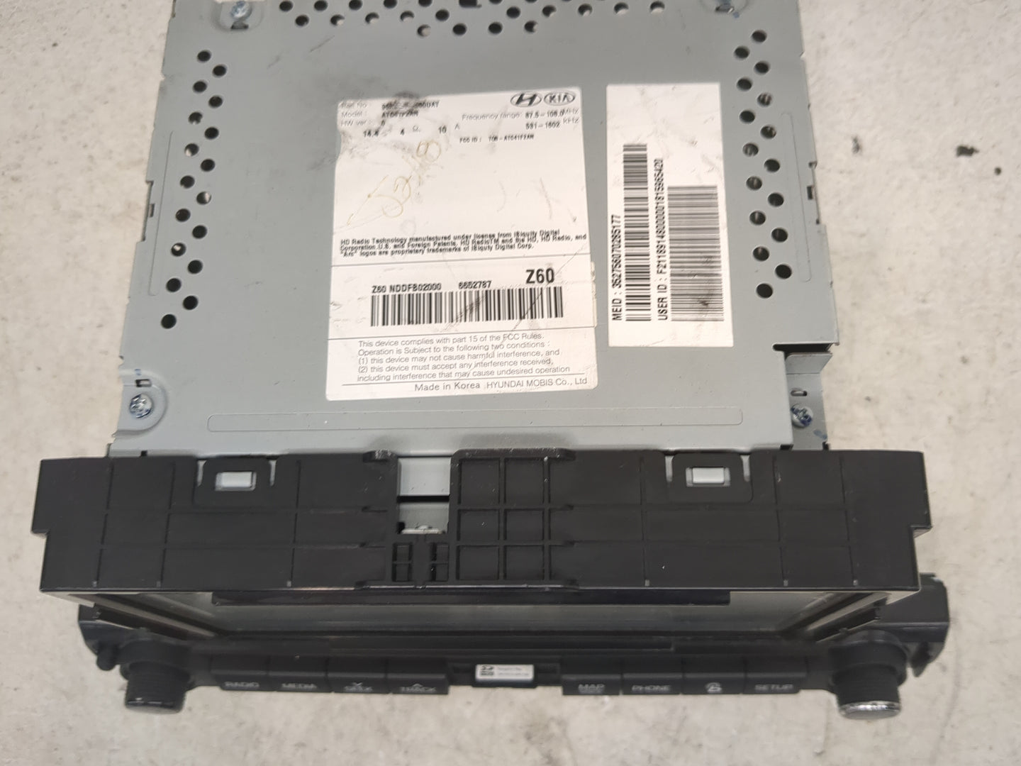 2016 Hyundai Elantra Radio AM FM Cd Player Receiver Replacement P/N:96560-C6500RY AT041P28N, D3965 51050 Fits OEM Used Auto 