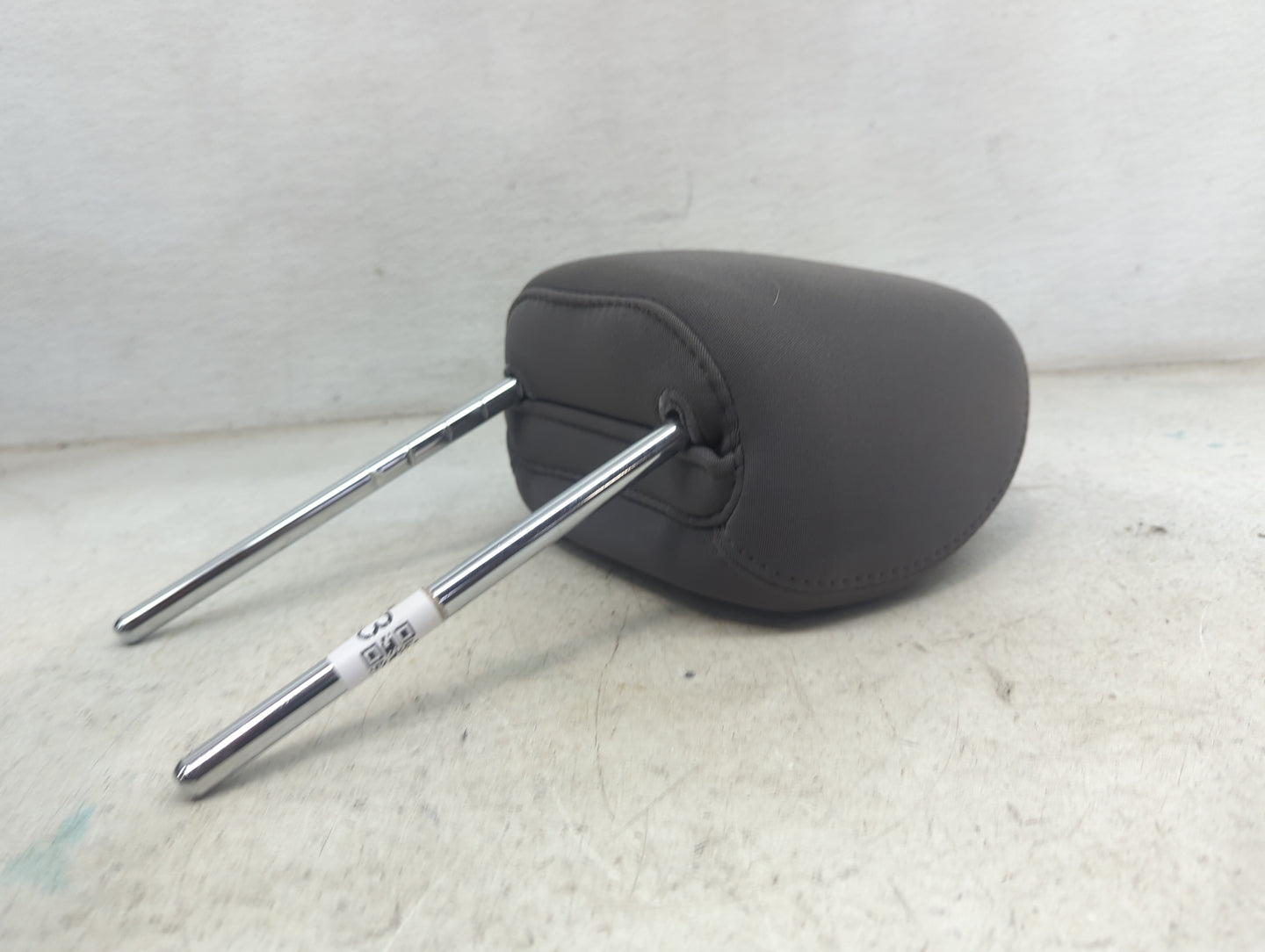 2016 Hyundai Elantra Headrest Head Rest Front Driver Seat Gray - Oemusedautoparts1.com
