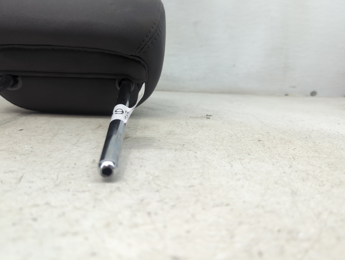 2016 Hyundai Elantra Headrest Head Rest Front Driver Passenger Seat Fits OEM Used Auto Parts - Oemusedautoparts1.com