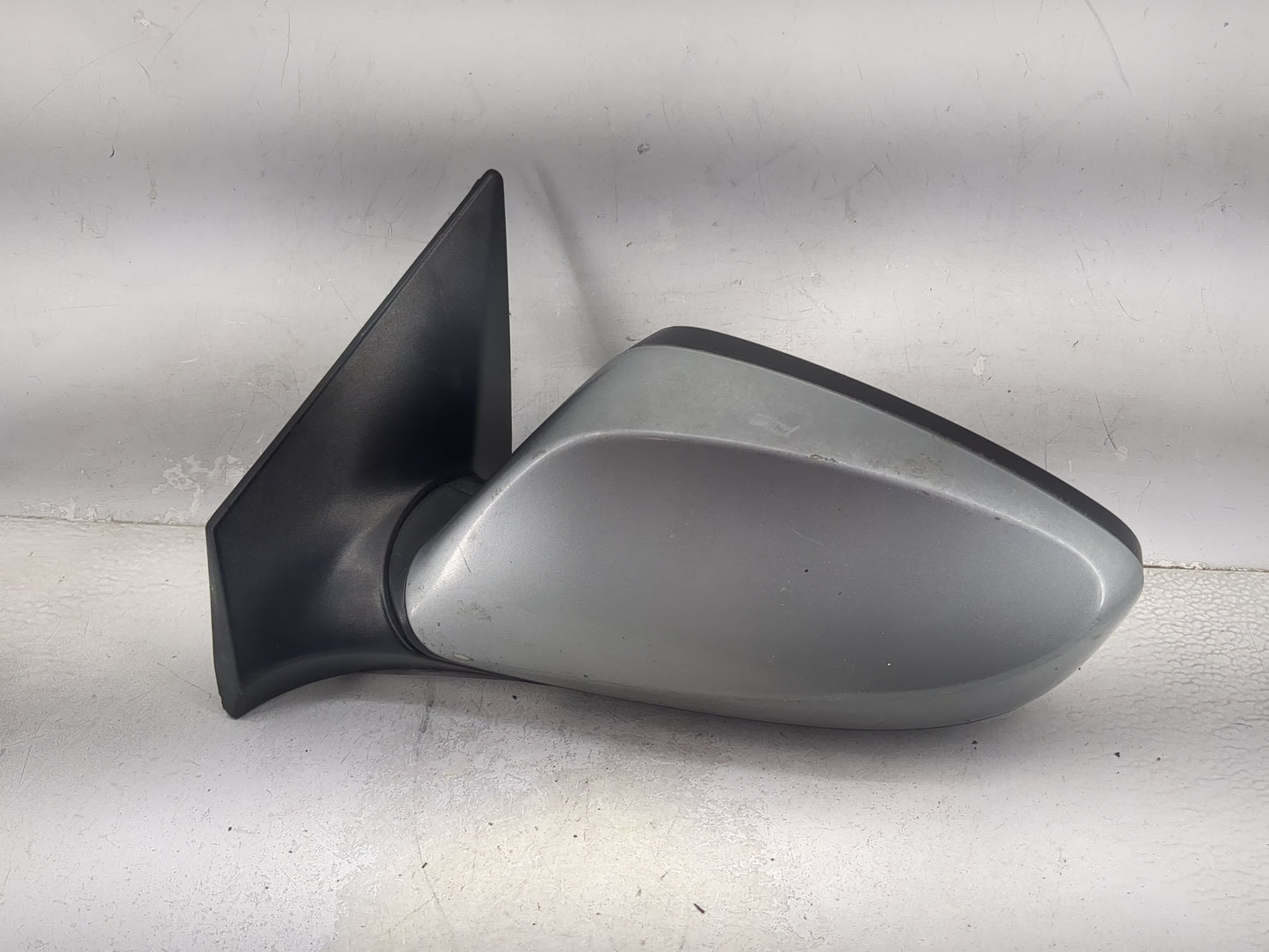2016 Hyundai Elantra Passenger Side View Mirror - Right Door Mirror OEM Used - Oemusedautoparts1.com