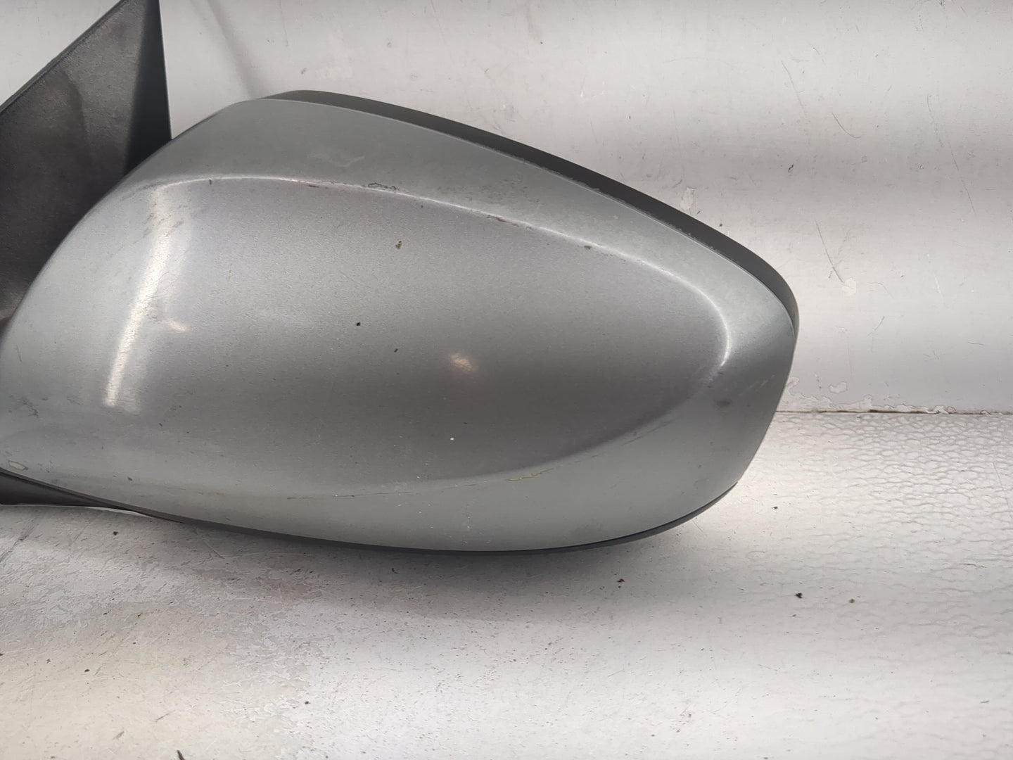 2016 Hyundai Elantra Passenger Side View Mirror - Right Door Mirror OEM Used - Oemusedautoparts1.com